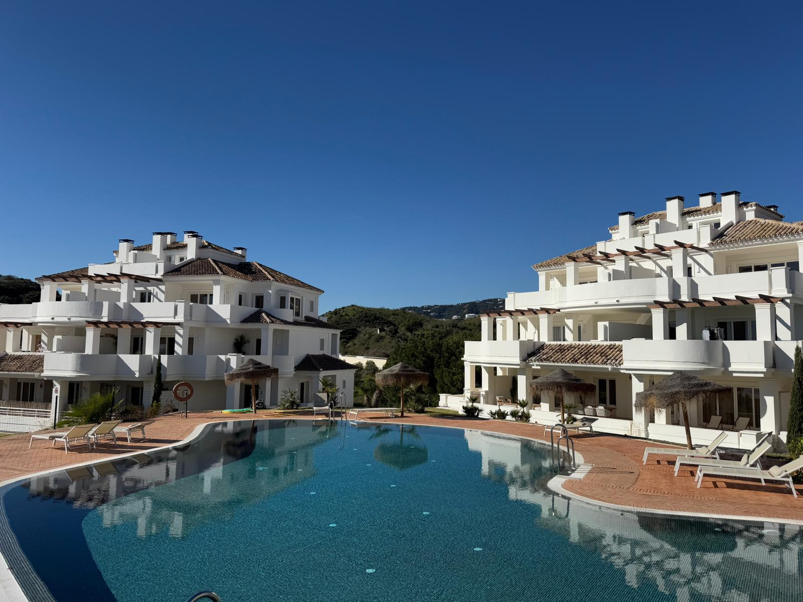 Apartment in Nueva Andalucia - MH119L