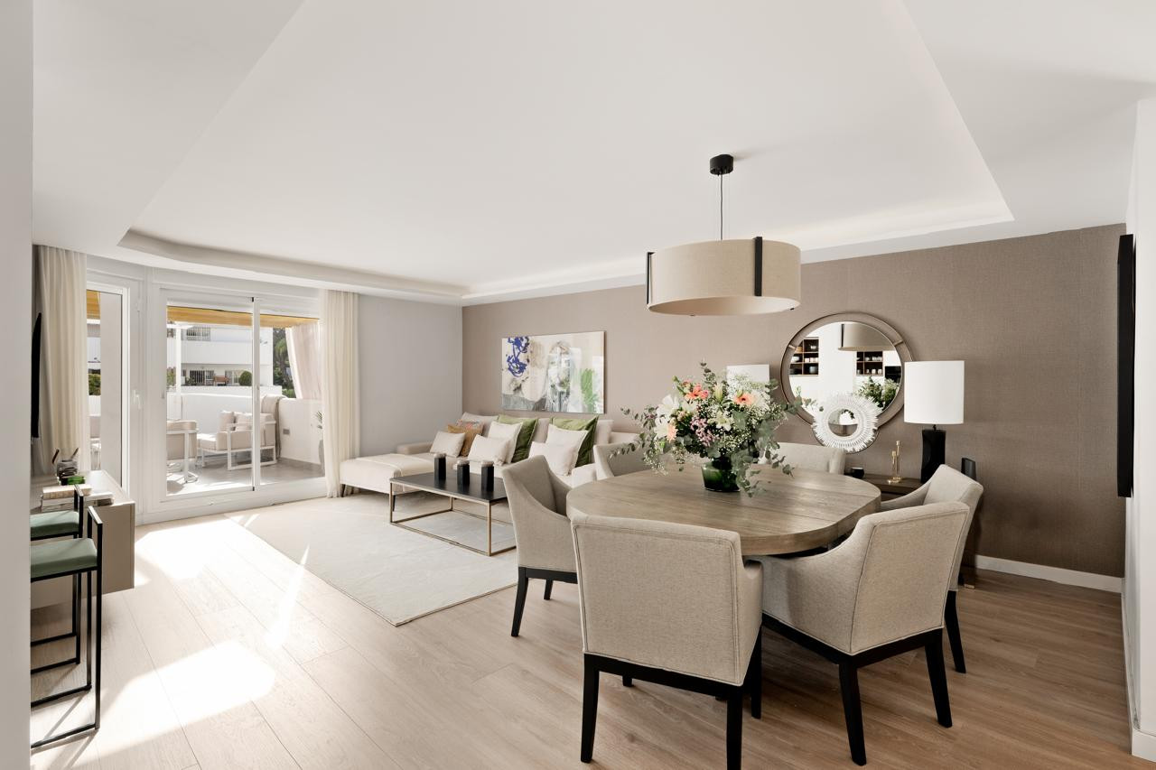 Apartment in Nueva Andalucia - MH134L