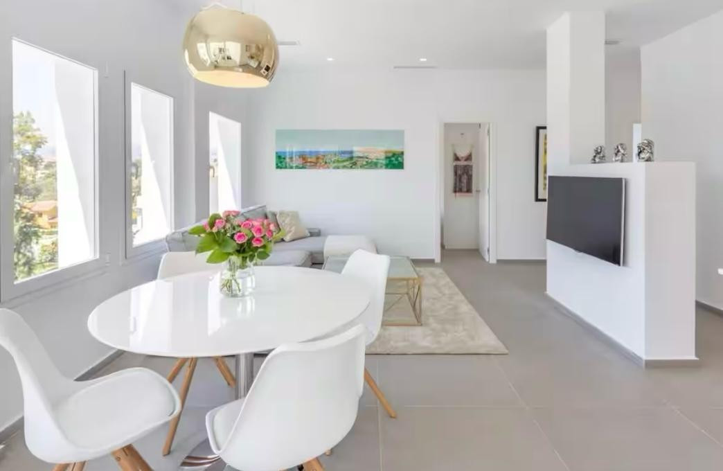 Apartment in Nueva Andalucia - MH139L