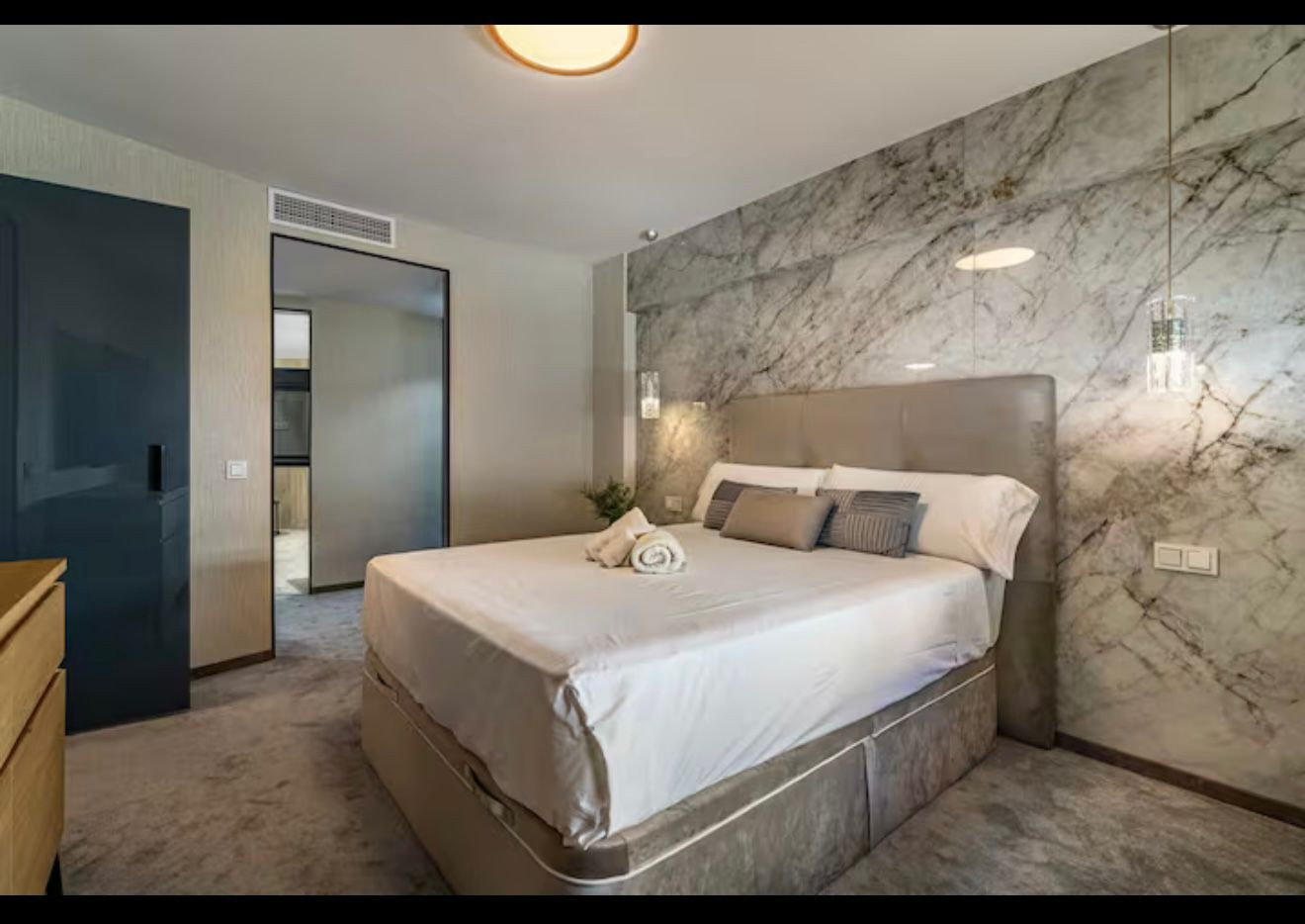 Apartment in Marbella Golden Mile - MH207L