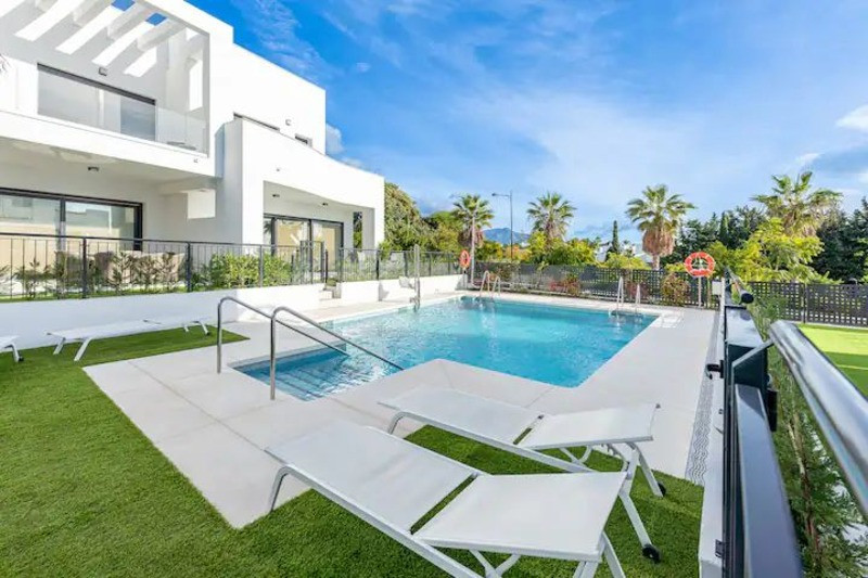 Townhouse in Estepona - MH21L