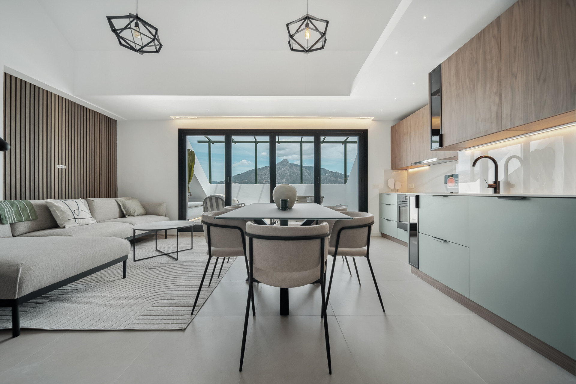 Townhouse in Nueva Andalucia - MH55L