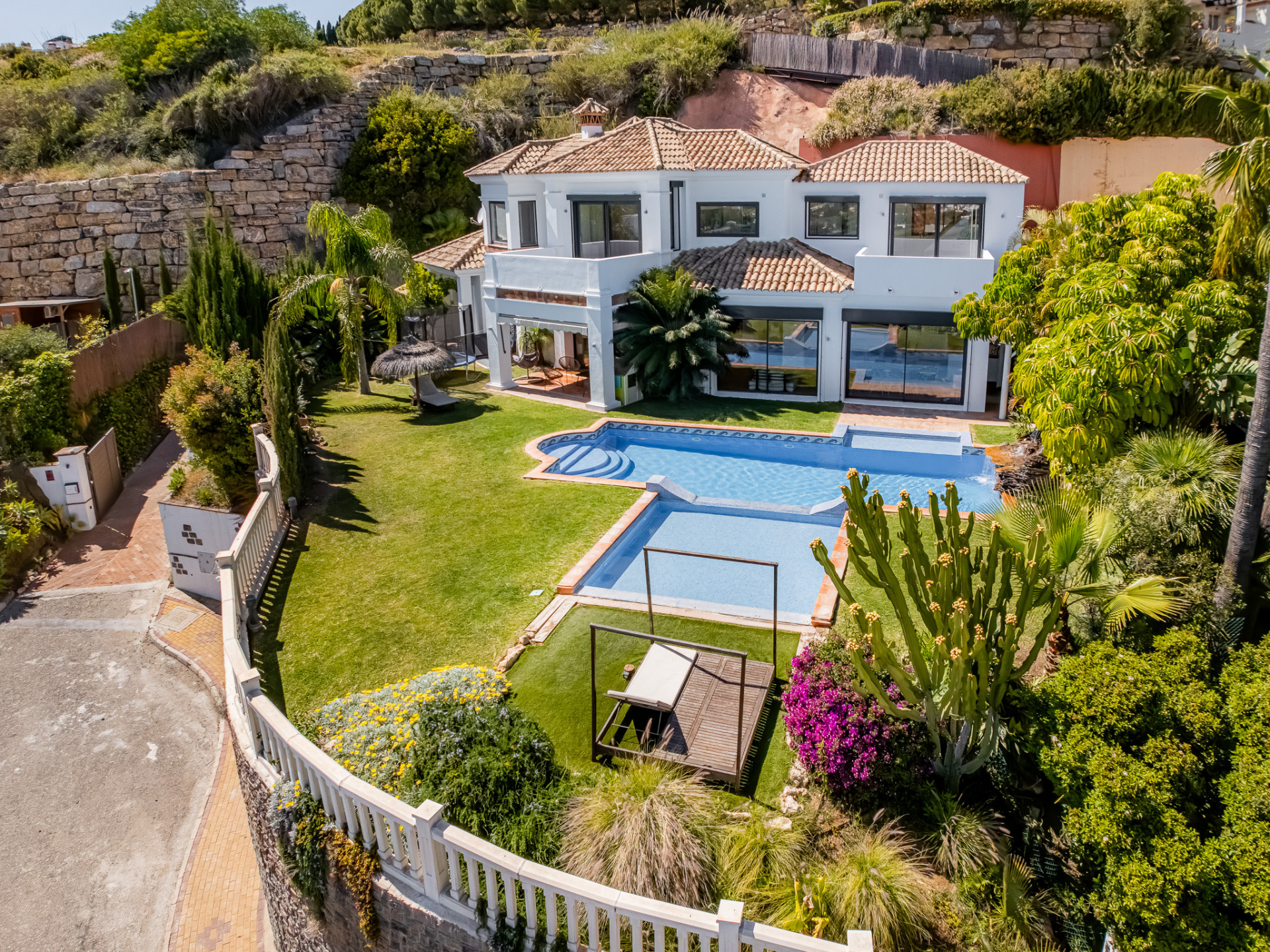 Villa in Los Almendros - MH79L