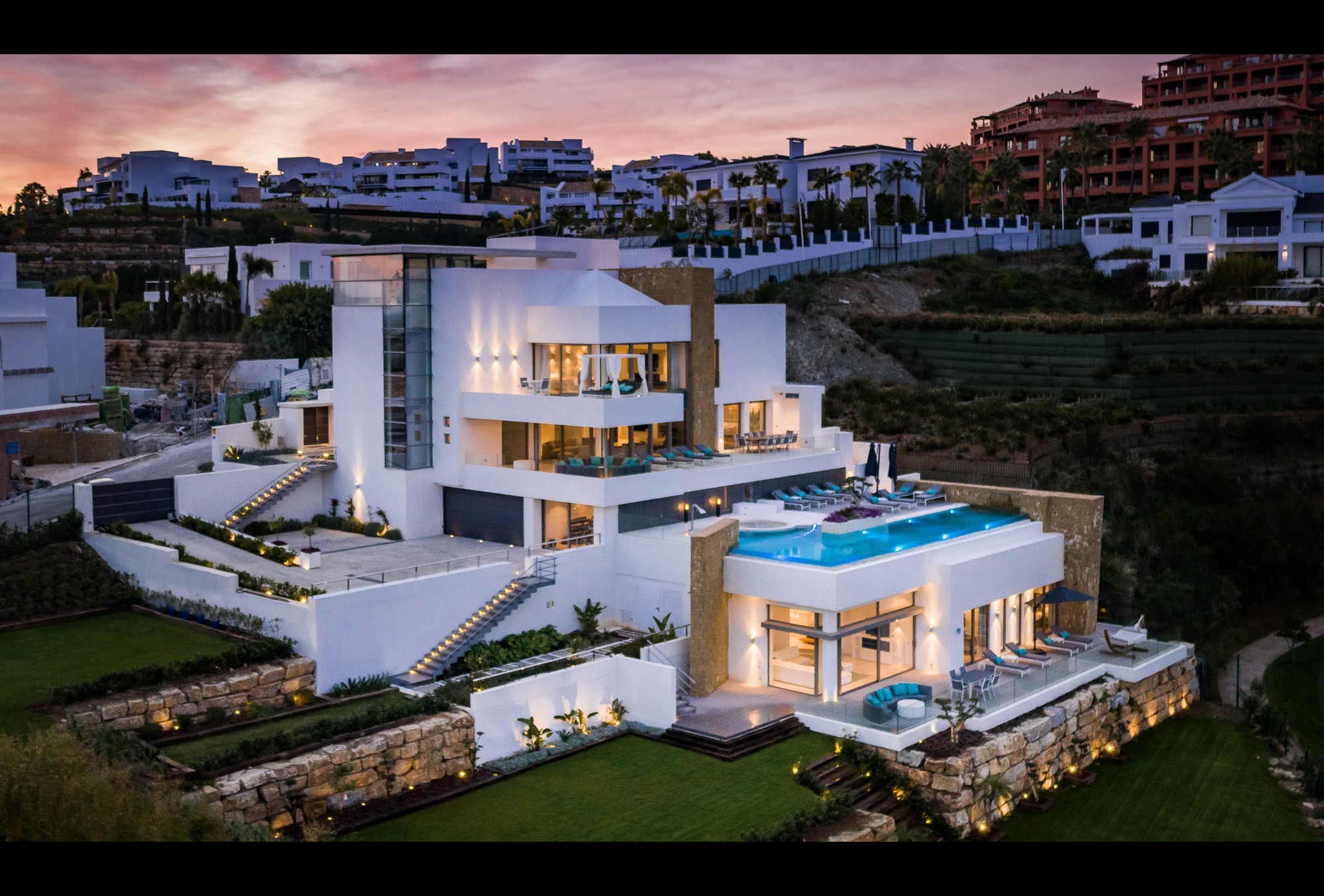 Villa in Los Flamingos - PL7659