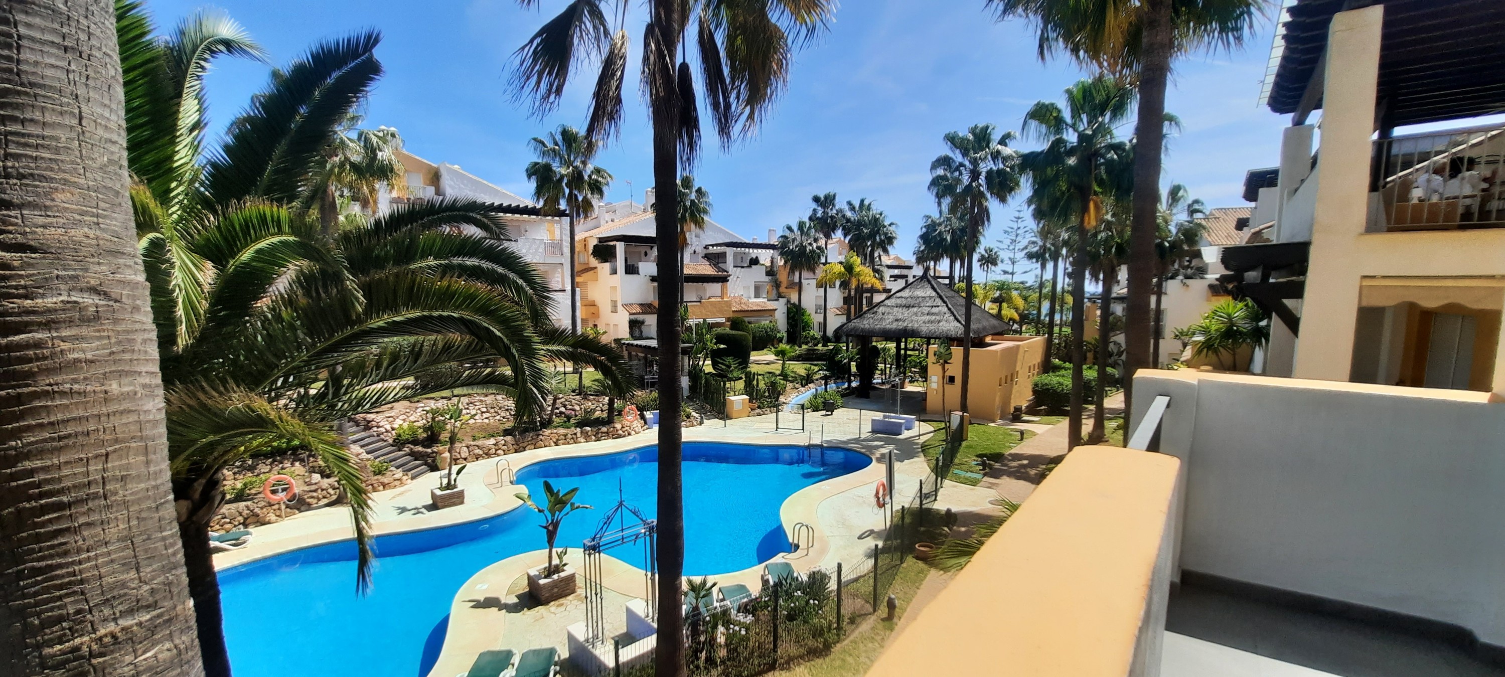 Apartment in Bahia de Marbella - PL8324