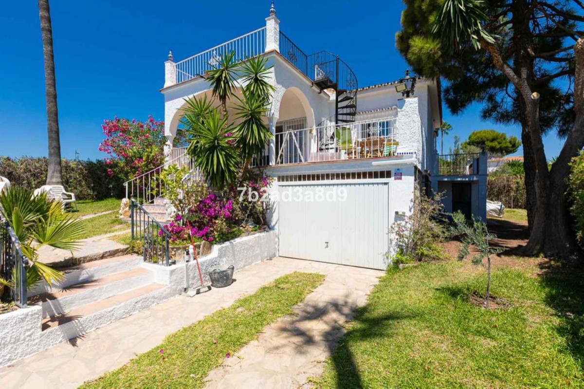 Villa in Marbella - R4988548-Rental