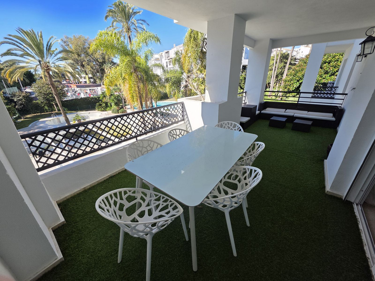 Apartment in Puerto Banús - R5307997-Rental