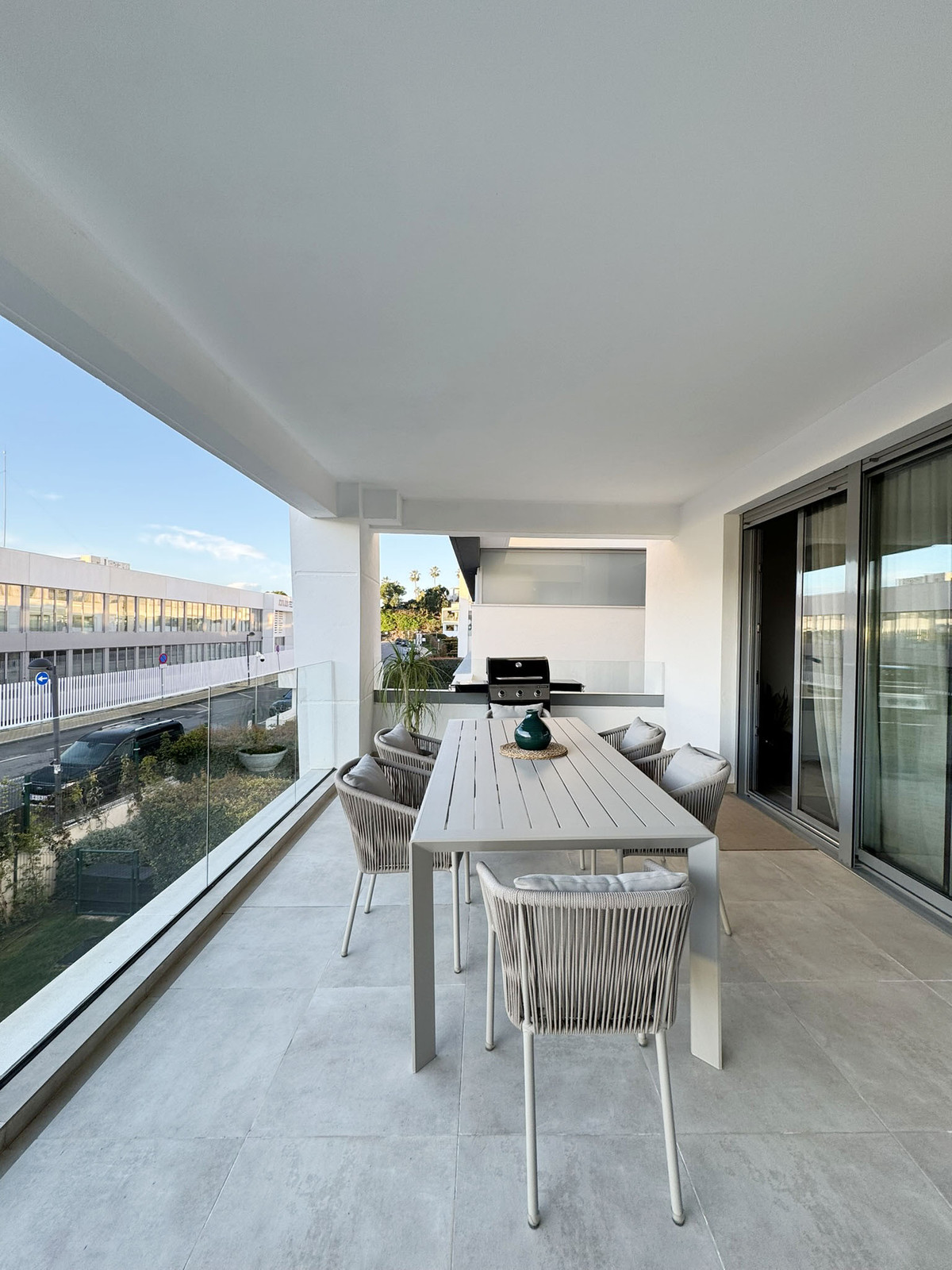 Apartment in New Golden Mile - R5315602-Rental