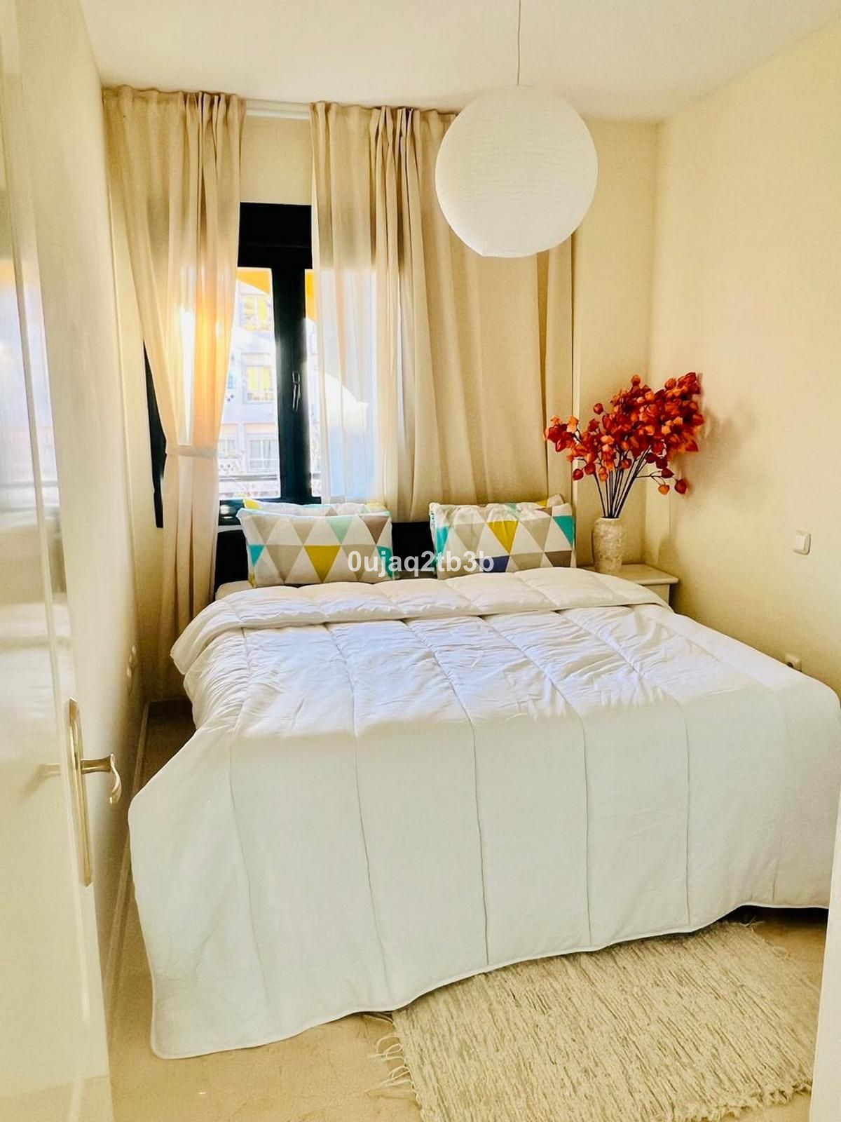 Apartment in San Pedro de Alcántara - R5316592-Rental